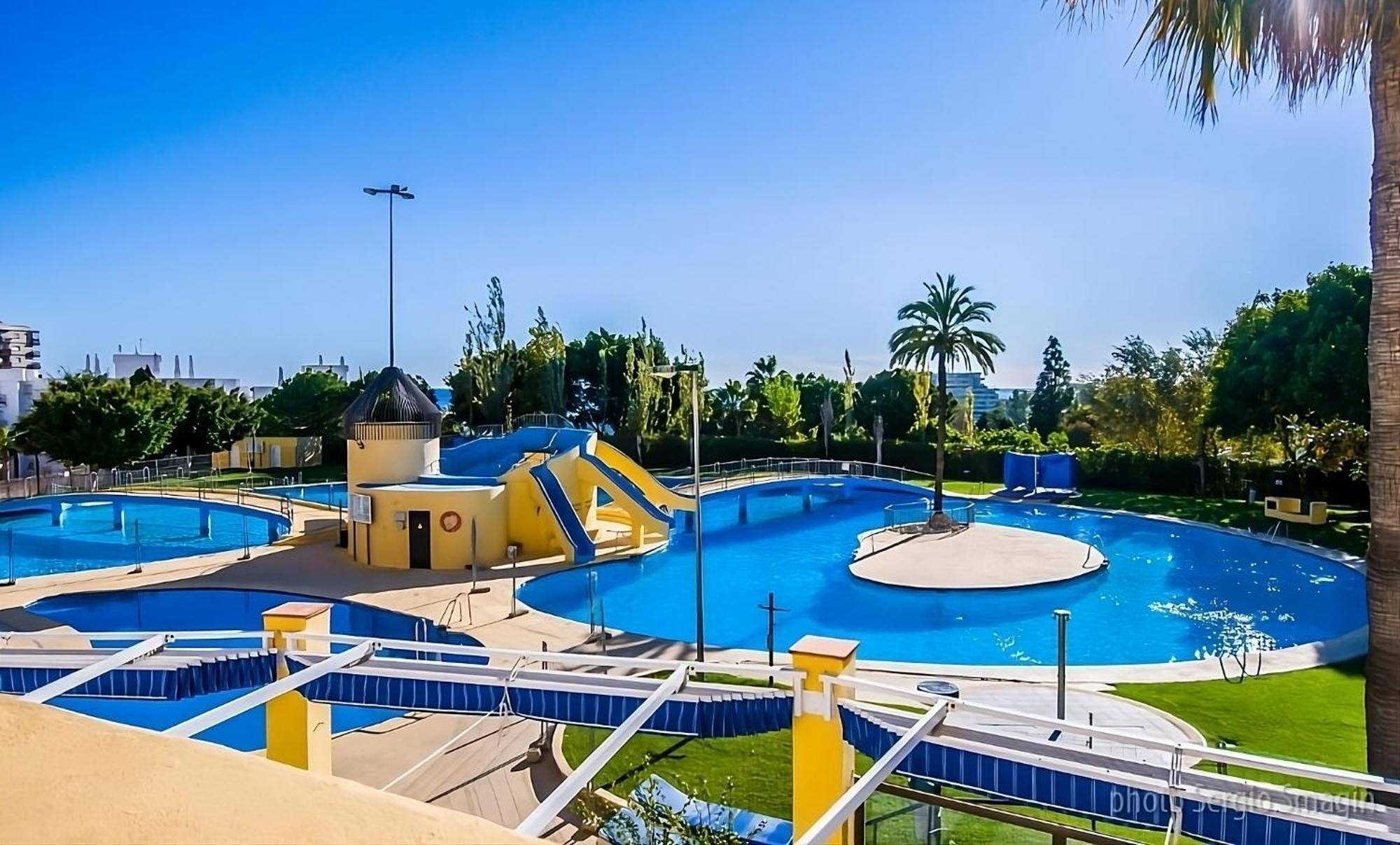 בנאלמדנה Jupiter. Moderno Estudio. Vistas Al Mar Y Montana מראה חיצוני תמונה