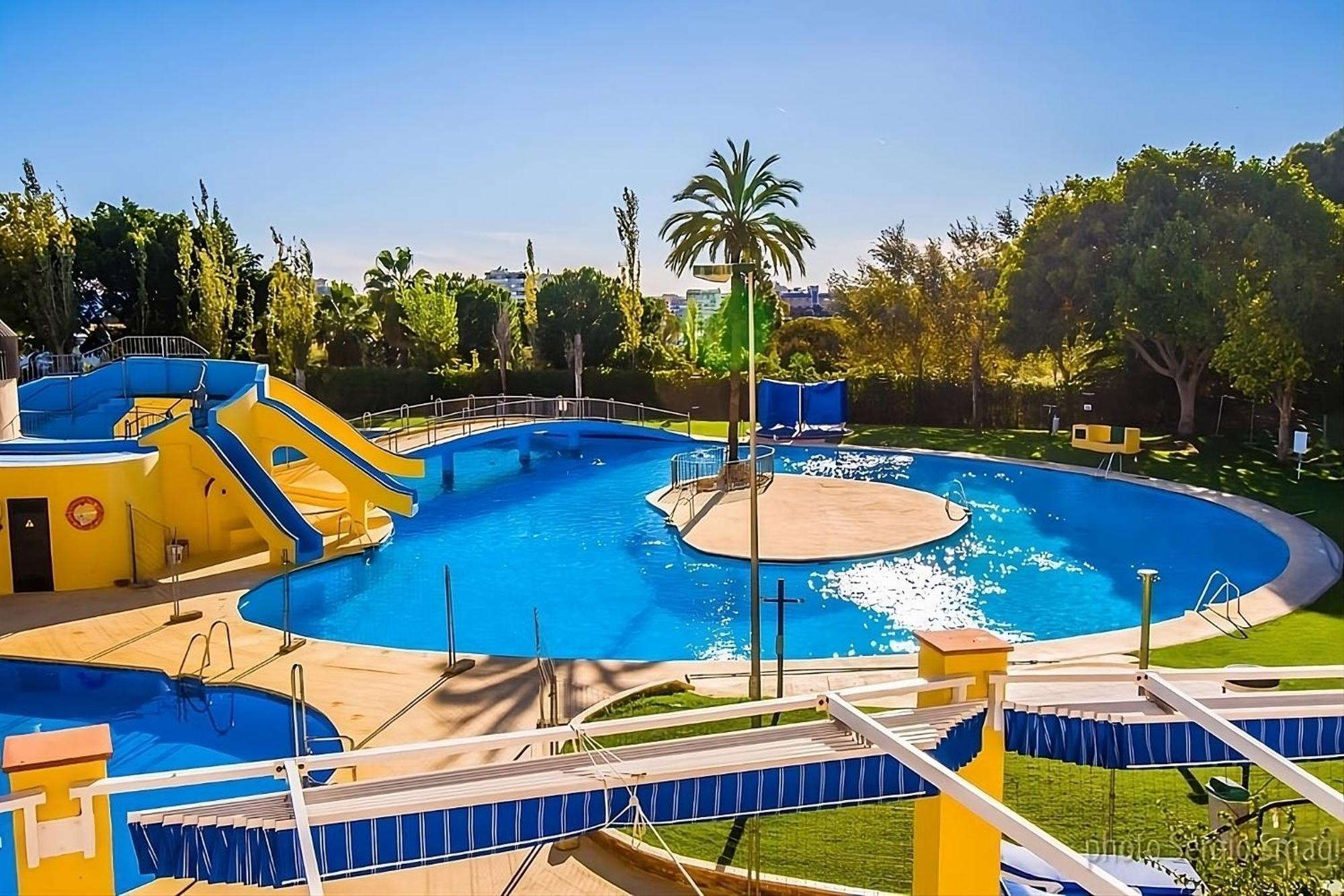 בנאלמדנה Jupiter. Moderno Estudio. Vistas Al Mar Y Montana מראה חיצוני תמונה